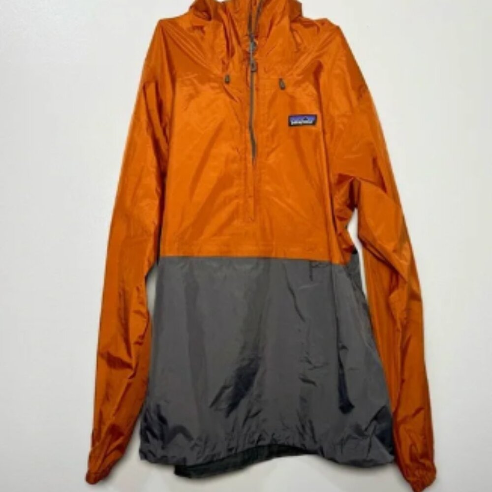 Patagonia Rust and Charcoal Jacket